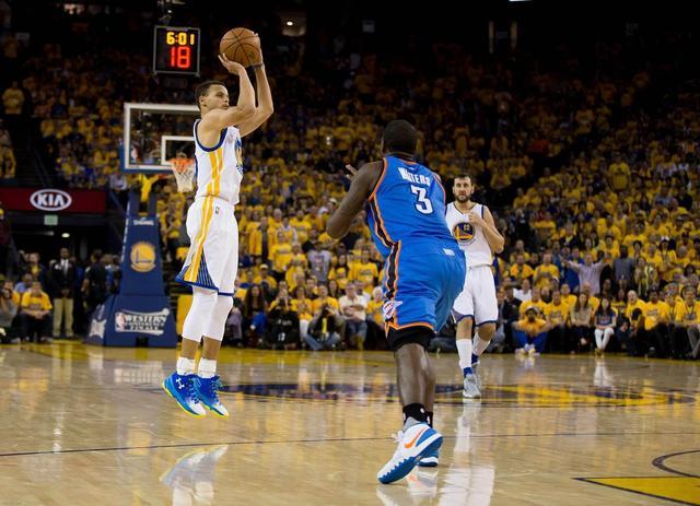 纳帅：施洛特贝克的脚肿了；萨内在欧冠和土超的数据有所提升（纳格尔斯曼：施洛特贝克脚部肿胀；萨内欧冠与土超数据上扬）