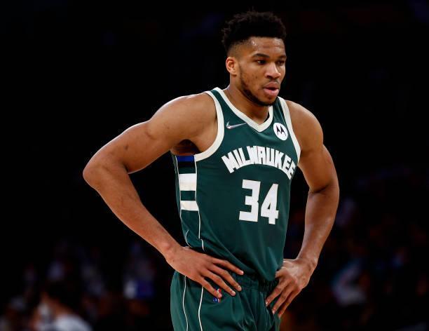 贺希宁在招笑这个赛道已经越走越远了，估计这会人设已经改不回去了（贺希宁在搞笑这条赛道越走越远，人设恐怕已难回头）