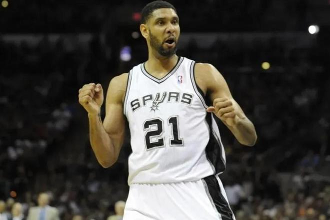 记者：亚特兰大已经接触莫塔，后者也优先考虑重返意甲（记者：亚特兰大已与莫塔沟通，后者将重返意甲列为首选）